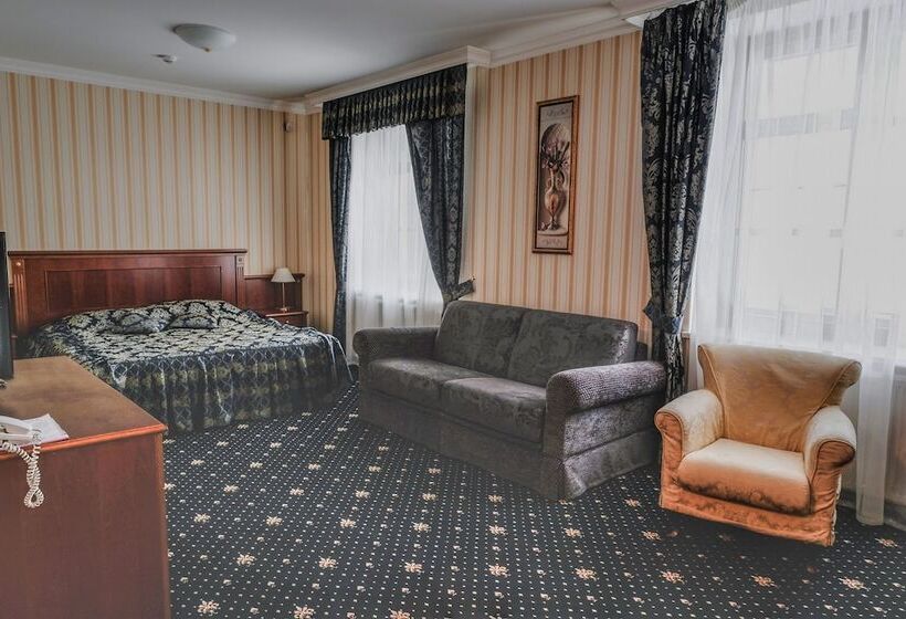 غرفة قياسية, Polyarnaya Zvezda