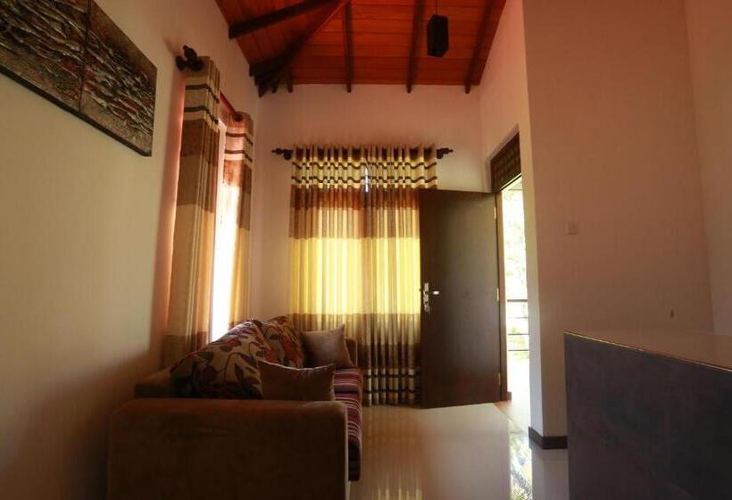 Люкс Повышенной Комфортности, River Breeze Villa Bentota