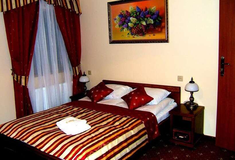 غرفة قياسية, Pensjonat Zbójecki Dwór   Ostatnie Pokoje W Atrakcyjnym Pakiecie Sylwestrowym!