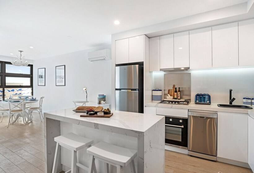 דירת חדר, The Hamptons Apartments   Port Melbourne