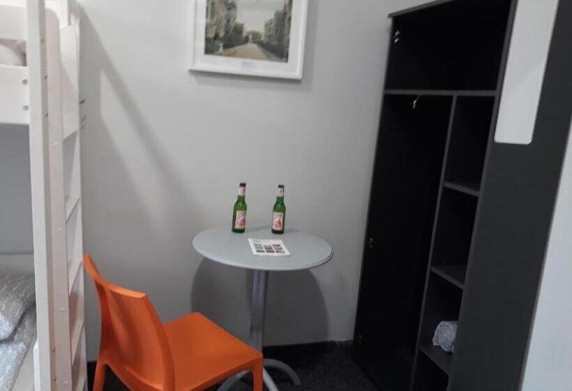 Номер Стандарт, Hostel Sopot Centrum