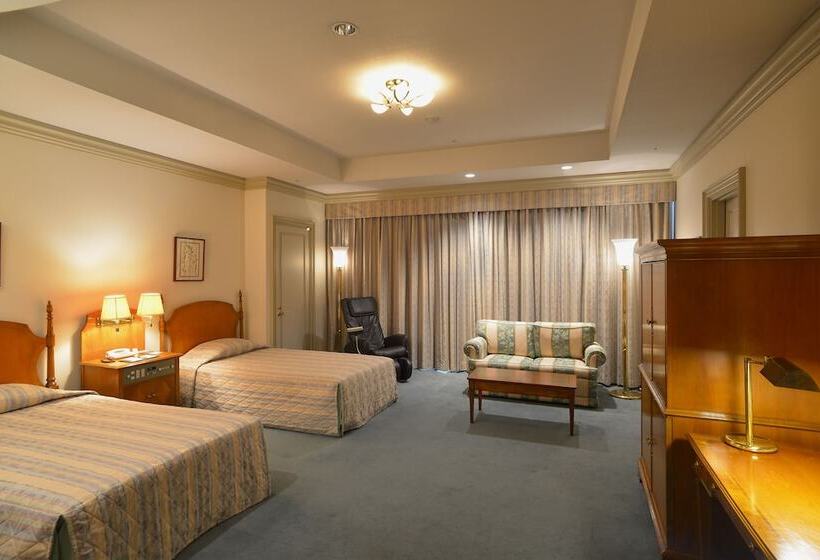 חדר דלוקס, Marital Sousei Saga