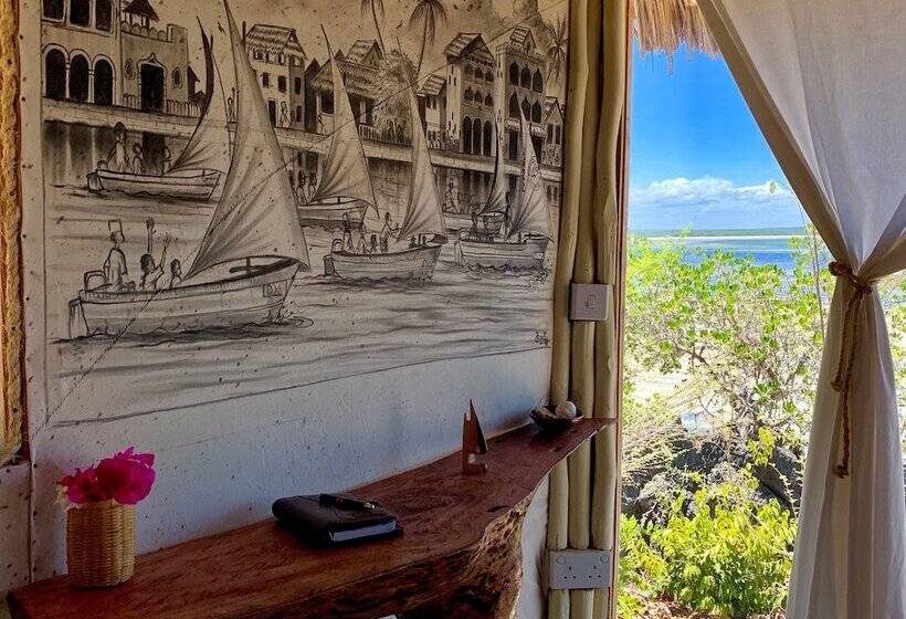 خانه 1 خوابه, Rock And Sea Resort