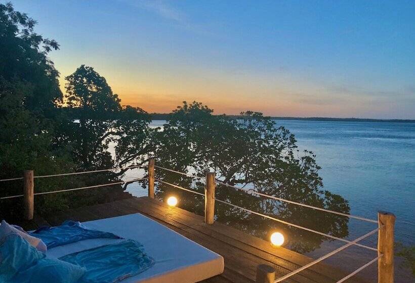 خانه 1 خوابه, Rock And Sea Resort