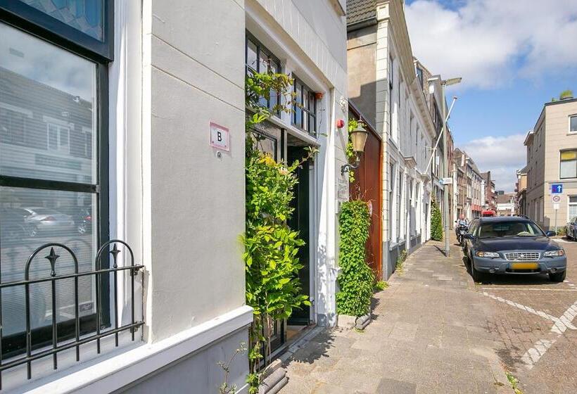 Номер Economy Индивидуальный, Tourist Travel Inn