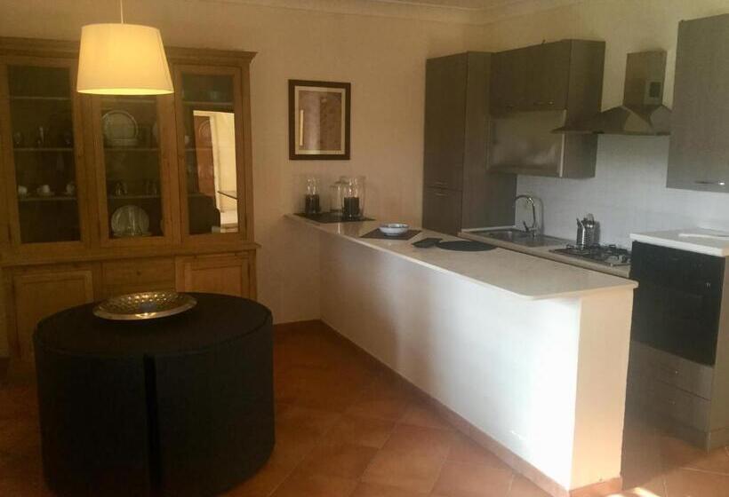 جناح غرفتين نوم, Marina Di Cala Del Sole