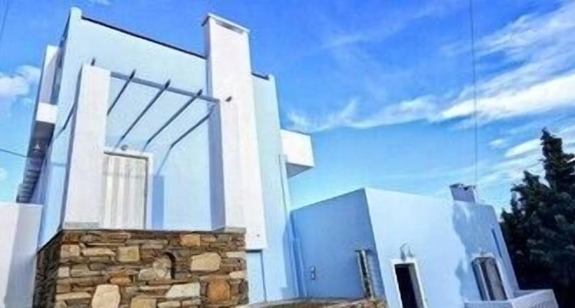 اتاق دوبلکس, Peskesi Ikaria