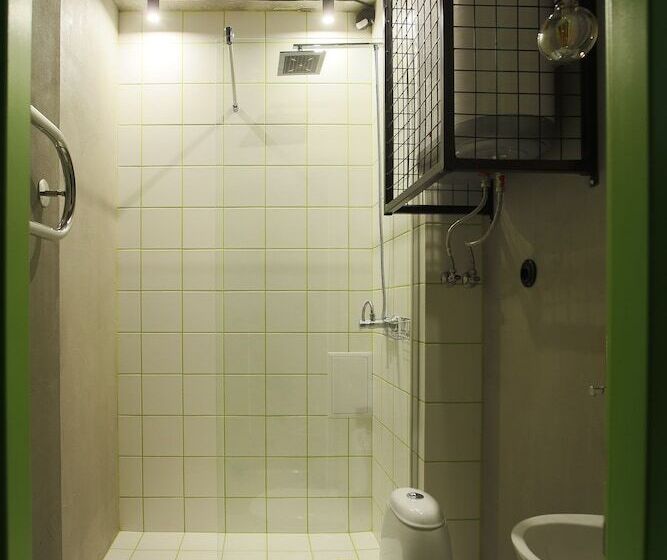 家庭间, Suffix Hostel & Apartments