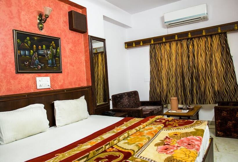 آپارتمان سوپریور 1 خوابه, Udai Palace