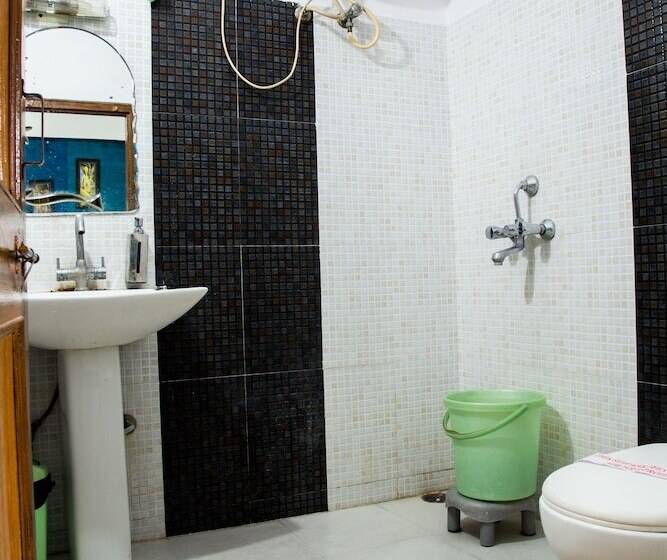 اتاق عادی, Udai Palace