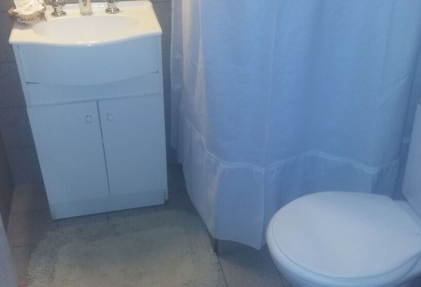 اتاق استاندارد سه نفره, Hosteria Rukahue