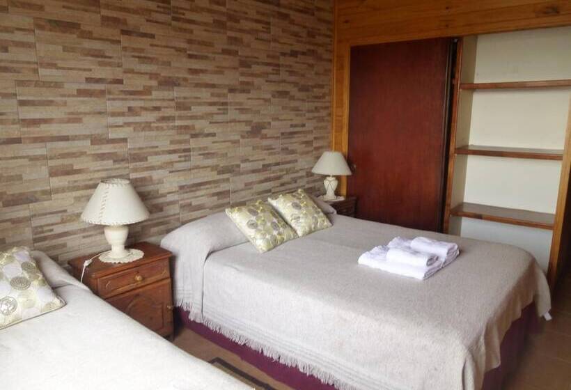 اتاق استاندارد سه نفره, Hosteria Rukahue