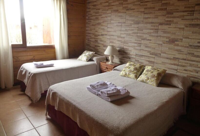 اتاق استاندارد سه نفره, Hosteria Rukahue