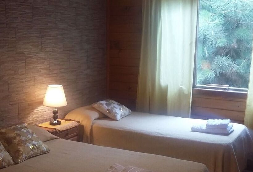 اتاق استاندارد سه نفره, Hosteria Rukahue