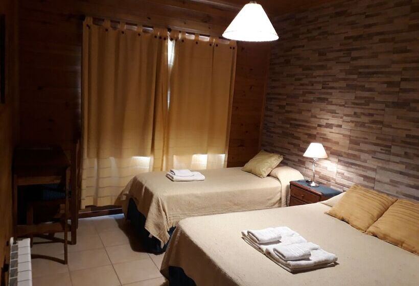 اتاق استاندارد سه نفره, Hosteria Rukahue