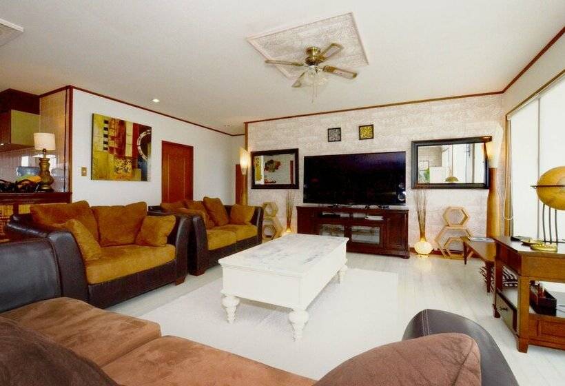 سوئیت دلوکس 2 خوابه, Araha Resort Arapana