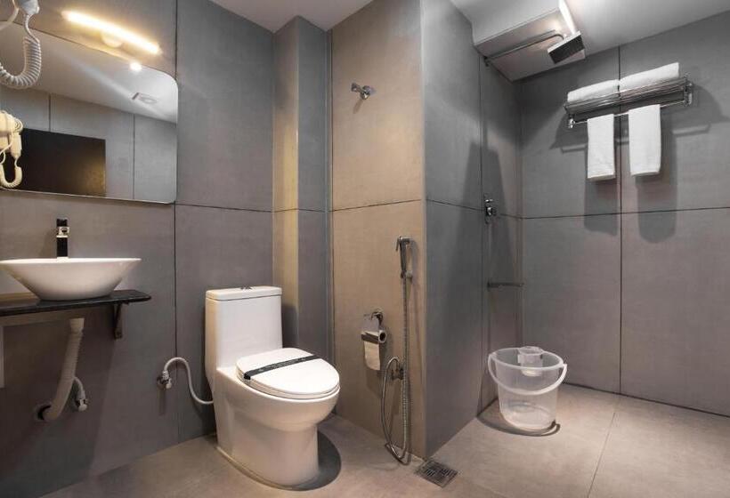 اتاق اجرایی سه نفره, Grande Inn Trichy
