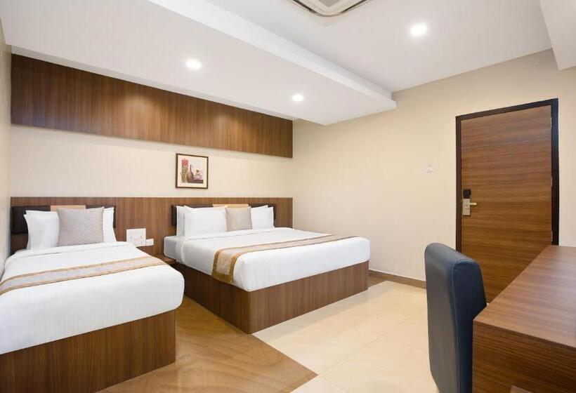 اتاق اجرایی سه نفره, Grande Inn Trichy