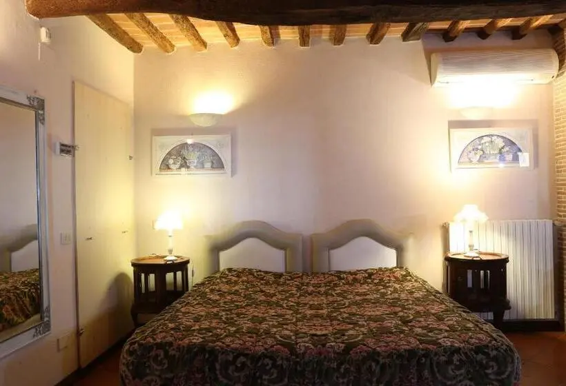 エコノミートリプルルーム, Agriturismo   Collina Toscana Resort