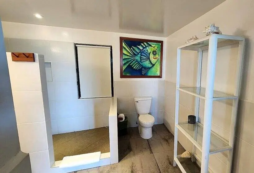 سوییت سوپریور, Maya Beach