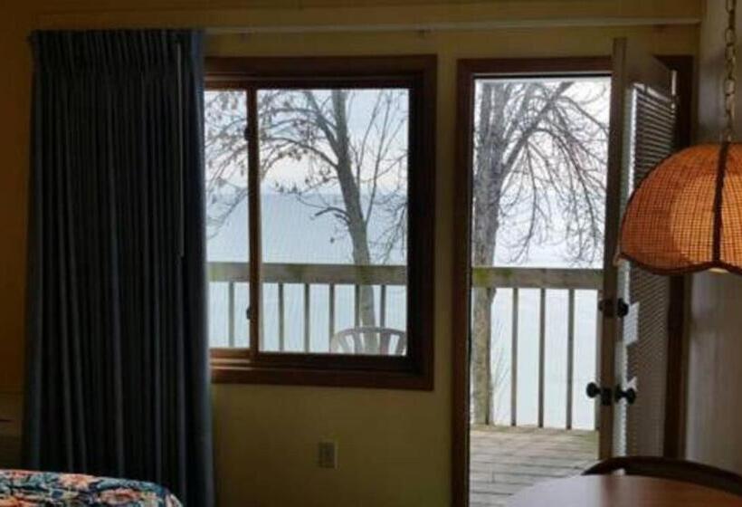 Номер Стандарт Вид на Озеро, Algoma Beach Motel