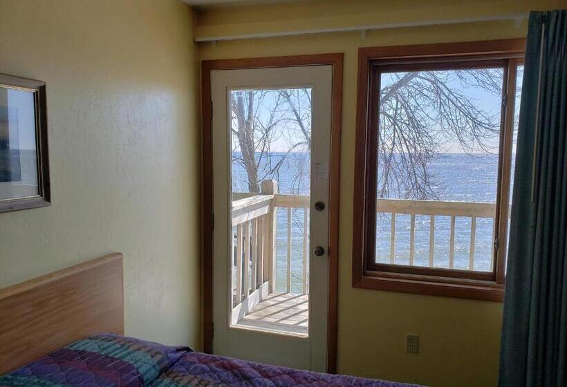 غرفة قياسية مطلّة علي البحيرة, Algoma Beach Motel