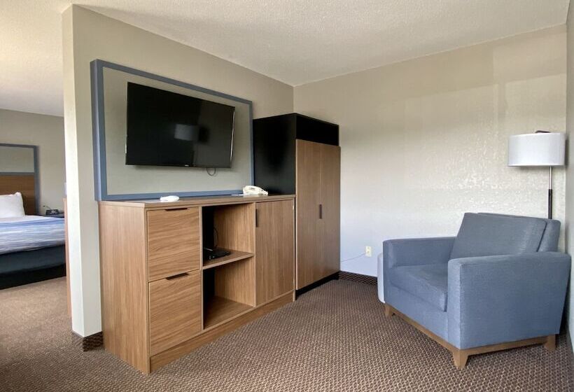 غرفة تنفيذية, Americinn By Wyndham New Richmond