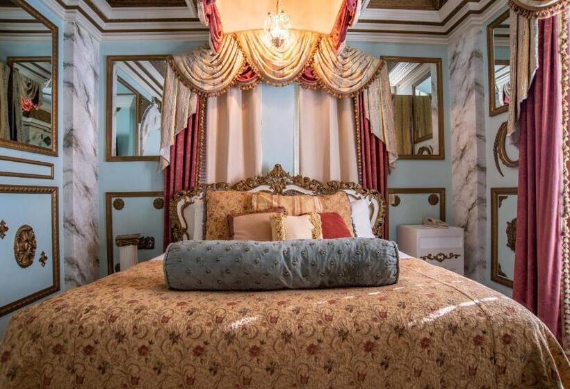 חדר סטנדרט עם מרפסת, The Anniversary Inn   Boise