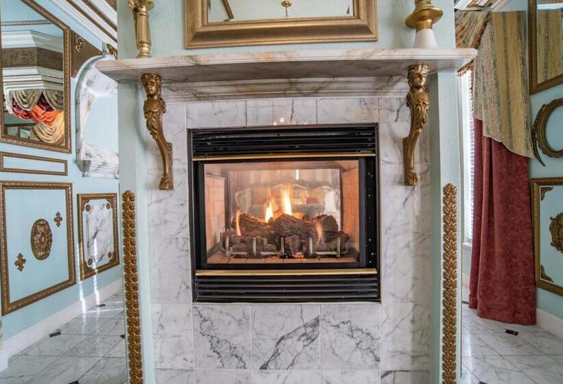 חדר סטנדרט עם מרפסת, The Anniversary Inn   Boise