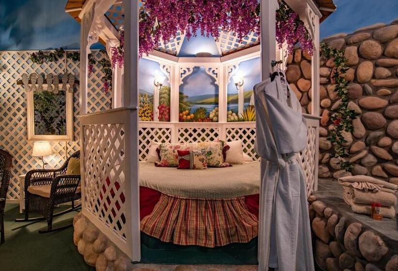 חדר סטנדרט נוף להרים, The Anniversary Inn   Boise