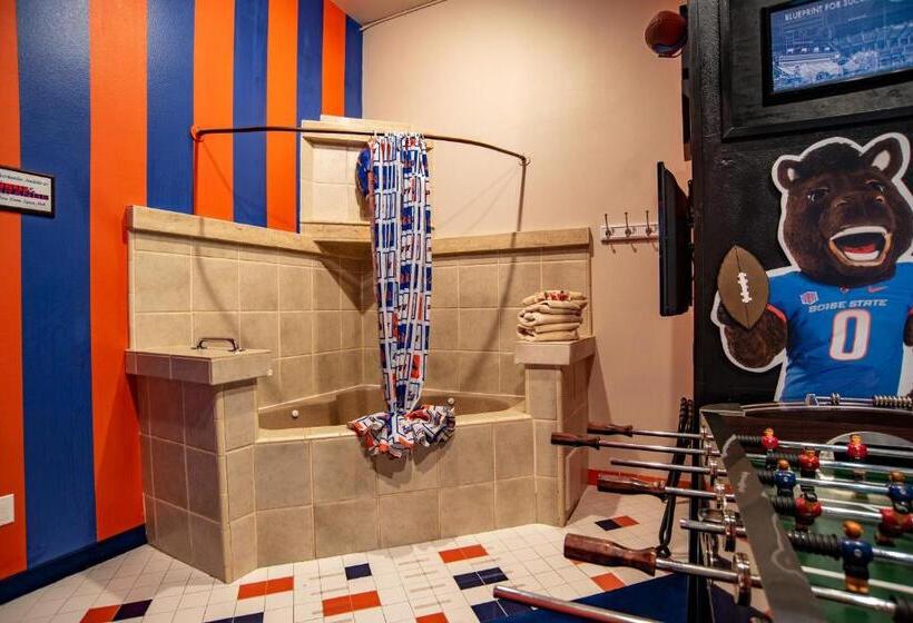 スタンダードインサイドビュールーム, The Anniversary Inn   Boise