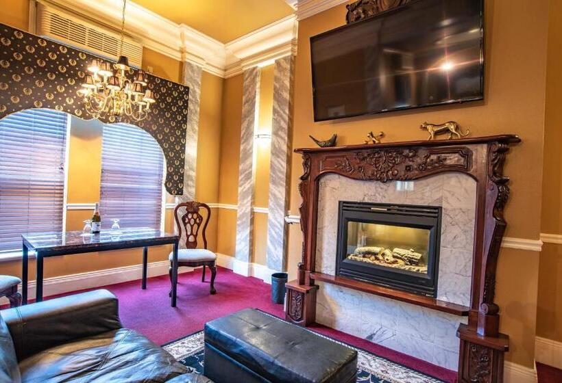 חדר סטנדרט נוף לבריכה, The Anniversary Inn   Boise