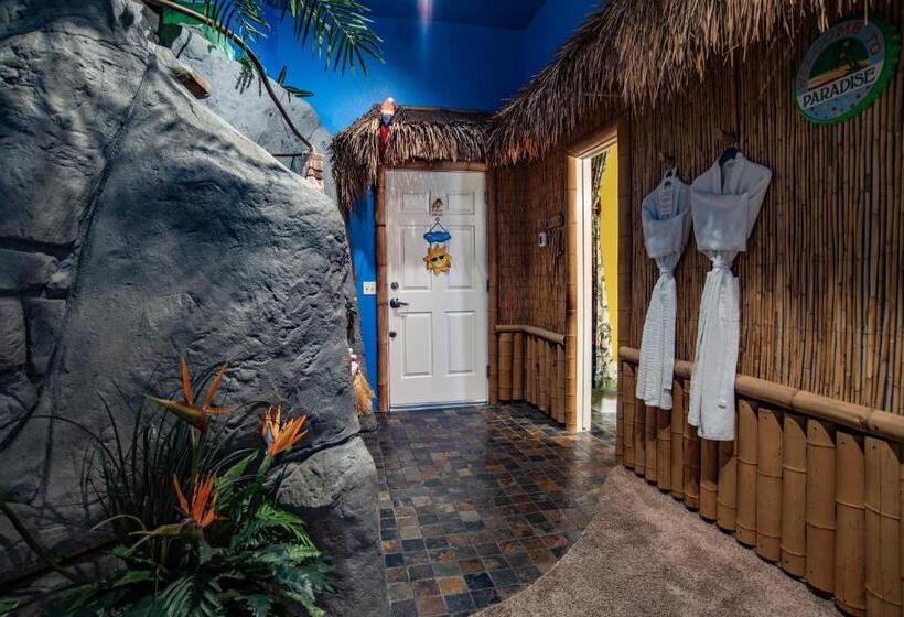 חדר סטנדרט עם ג'קוזי, The Anniversary Inn   Boise