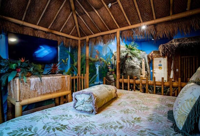 חדר סטנדרט עם ג'קוזי, The Anniversary Inn   Boise