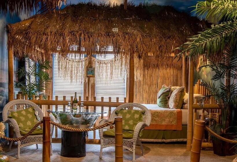 חדר סטנדרט עם ג'קוזי, The Anniversary Inn   Boise