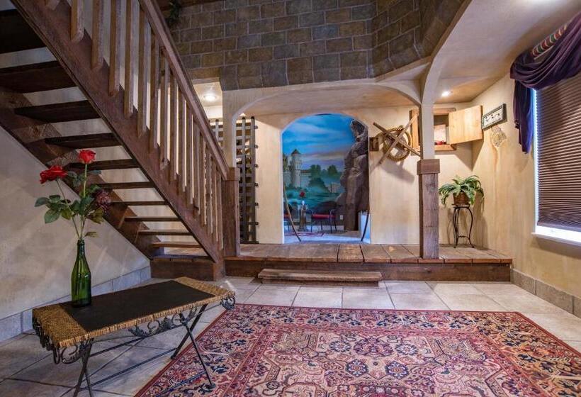 חדר סטנדרט עם טרסה, The Anniversary Inn   Boise