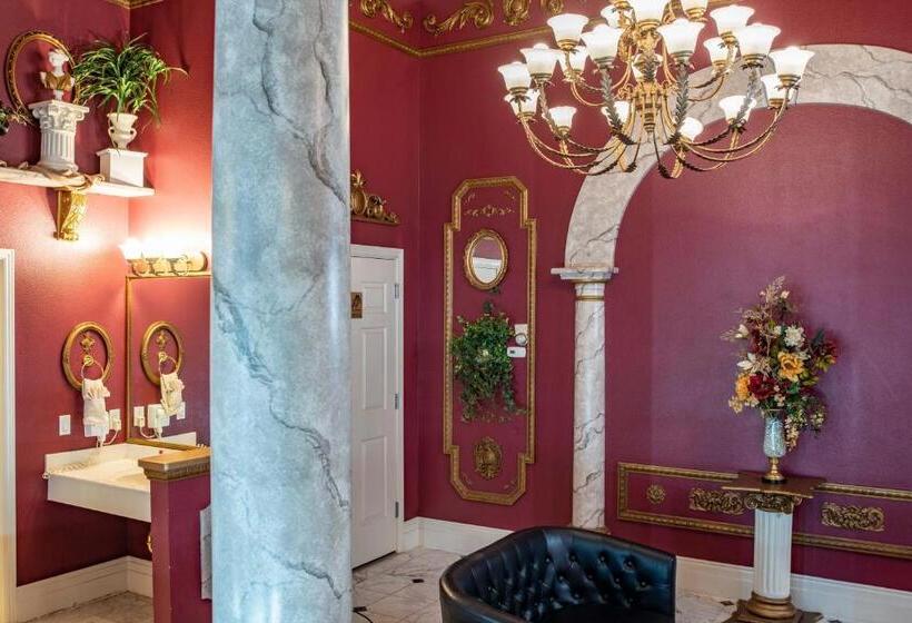 חדר סופריור עם מיטת קינג, The Anniversary Inn   Boise