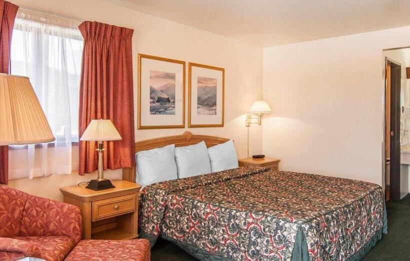 غرفة ديلوكس سرير كينج, Ashland Valley Inn