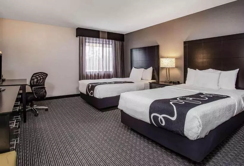 اتاق استاندارد با 2 تخت دوبل, La Quinta Inn By Wyndham Oshkosh