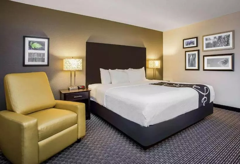 اتاق استاندارد با تخت بزرگ, La Quinta Inn By Wyndham Oshkosh