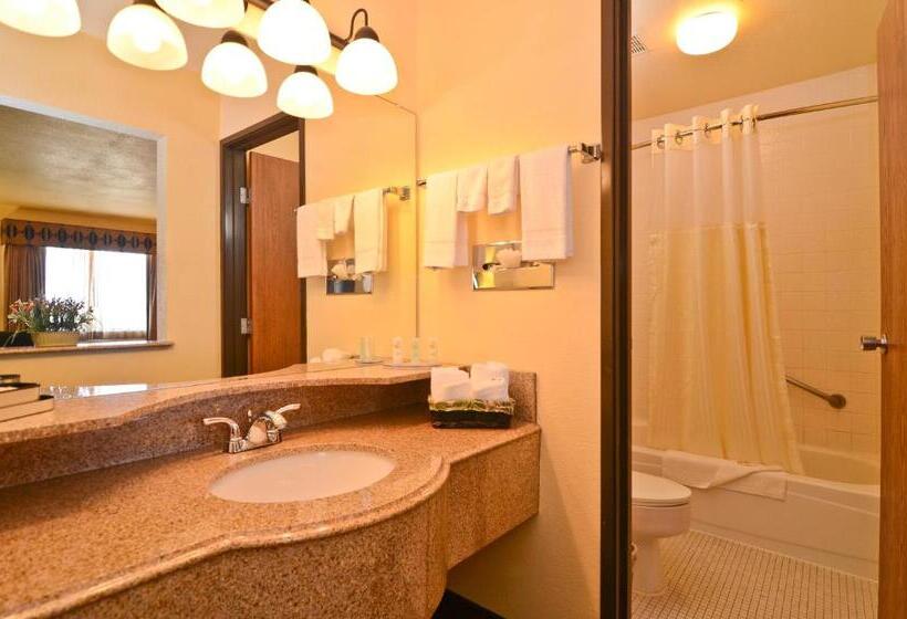 キングサイズベッドのスタンダードルーム, Quality Inn Wickenburg