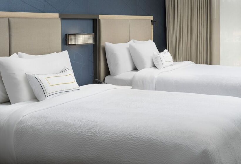 Люкс, Springhill Suites By Marriott Atlanta Perimeter Center