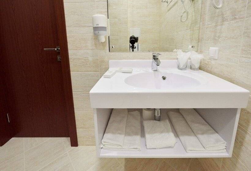 标准间, Lampa