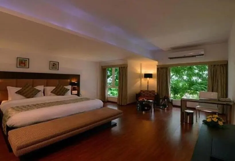 デラックスルーム, Top3 Lords Resort Bhavnagar