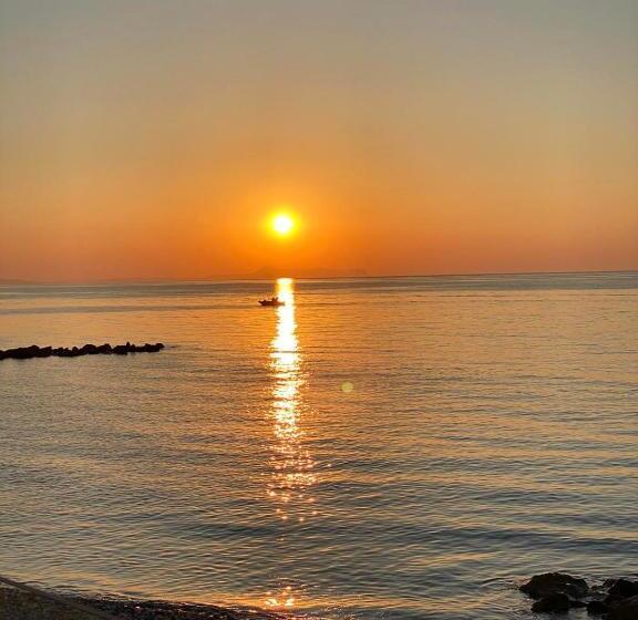 شقة عائلية, Nautica Hotel Apartments