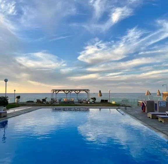 家族用アパートメント, Nautica Hotel Apartments