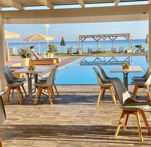 Четырехместный Номер Economy, Nautica Hotel Apartments