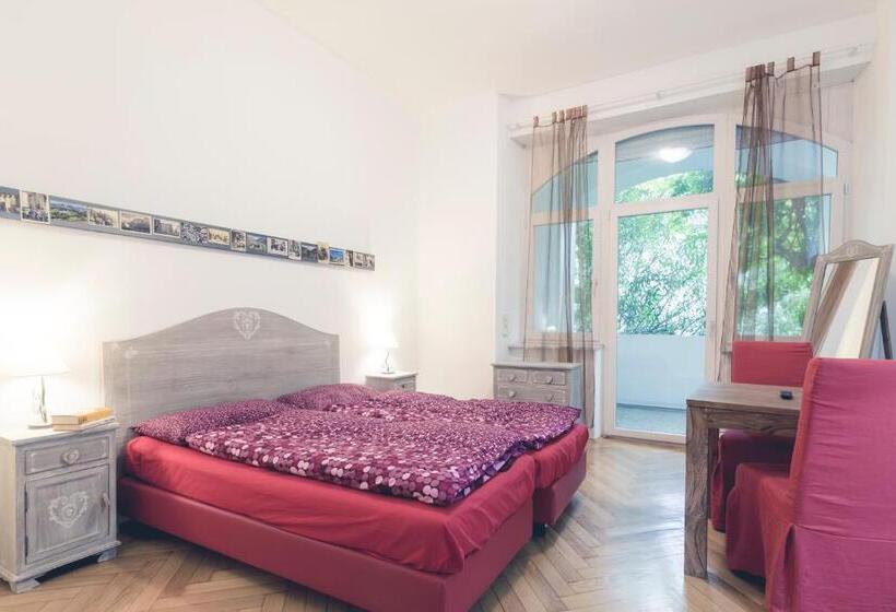 اتاق استاندارد با سرویس بهداشتی مشترک, Bolzano Rooms