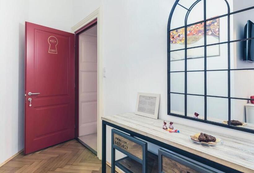 اتاق لوکس, Bolzano Rooms