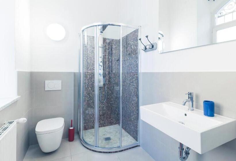 اتاق لوکس, Bolzano Rooms